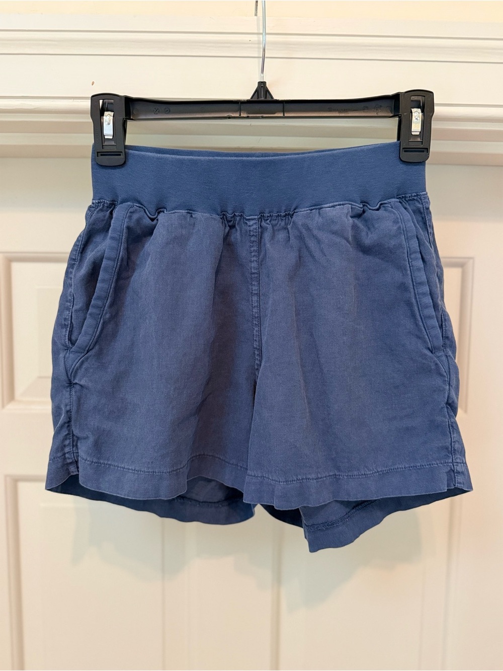 Faherty Women's Navy Blue Pull-On Shorts, XS